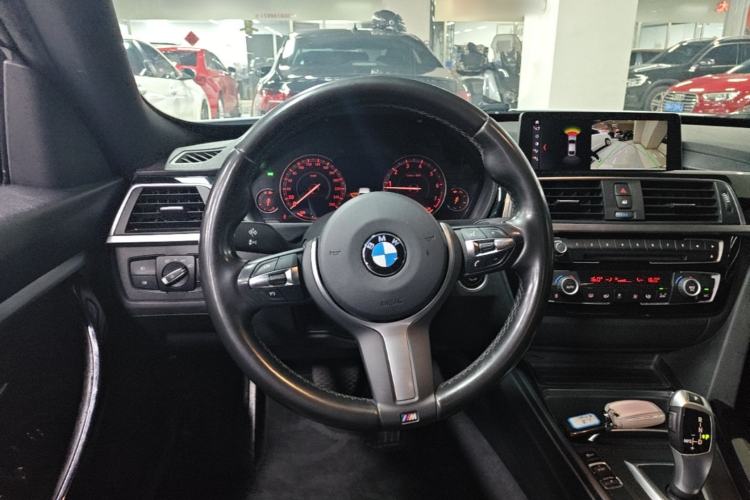 Used BMW 3 Series GT 2020 320i M Sport Package Steering Wheel
