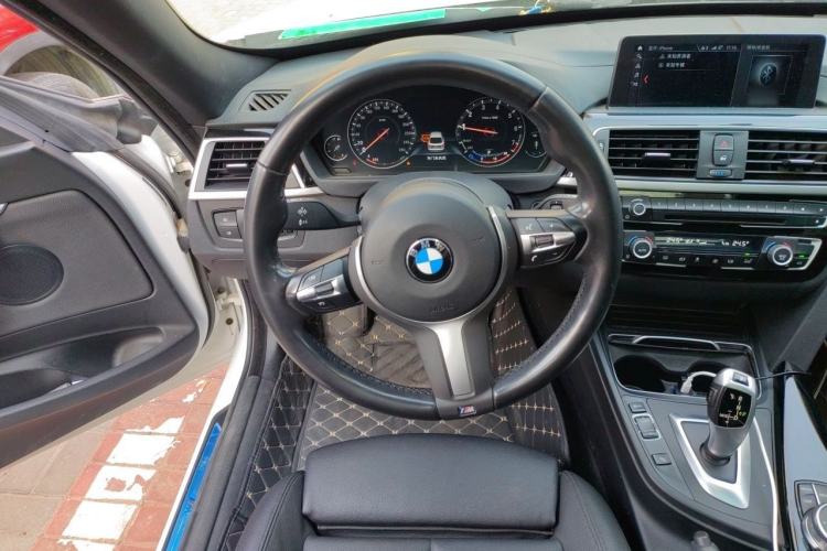 Used BMW 3 Series GT 2020 320i M Sport Package Steering Wheel