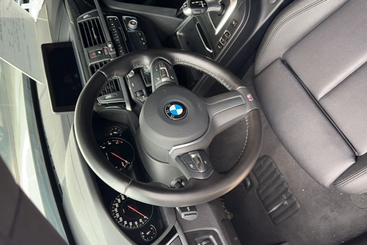 Used BMW 3 Series GT 2020 320i M Sport Package Steering Wheel