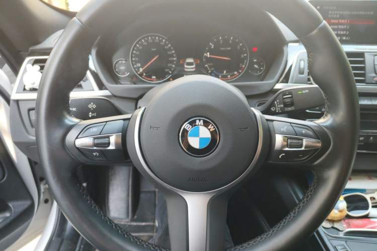 Used BMW 3 Series GT 2020 320i M Sport Package Steering Wheel