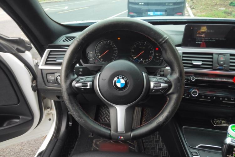 Used BMW 3 Series GT 2020 320i M Sport Package Steering Wheel