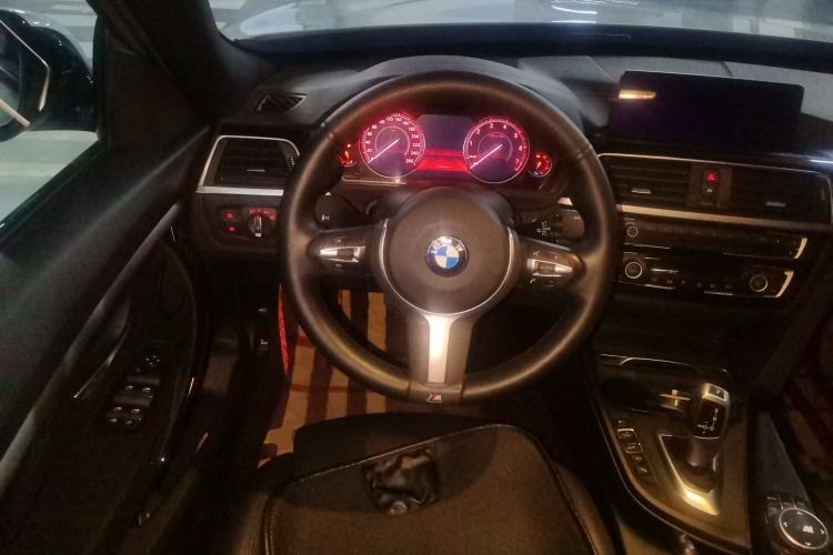 Used BMW 3 Series GT 2020 320i M Sport Package Steering Wheel