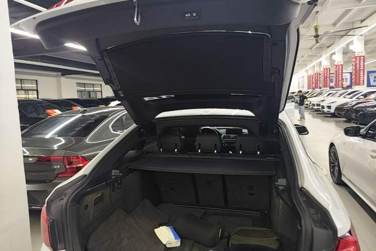 Used BMW 3 Series GT 2020 320i M Sport Package Trunk