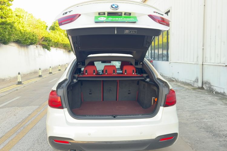 Used BMW 3 Series GT 2020 320i M Sport Night Edition Trunk