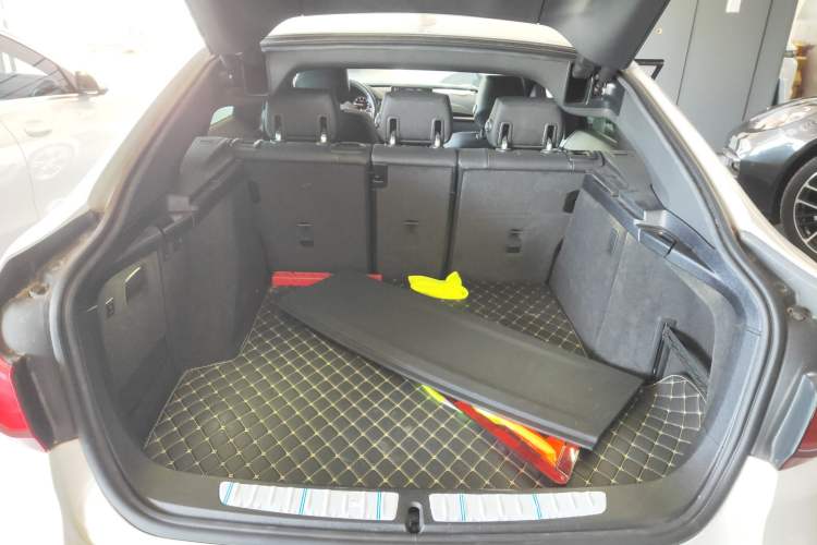 Used BMW 3 Series GT 2020 320i M Sport Package Trunk