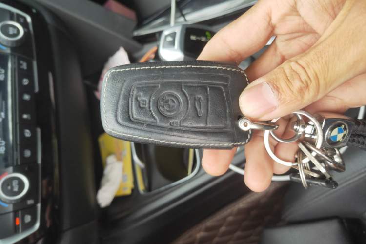 Used BMW 3 Series GT 2020 320i M Sport Package Vehicle Key