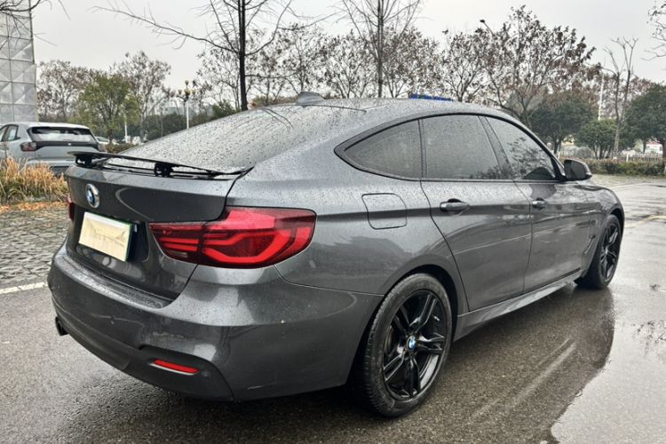 Used BMW 3 Series GT 2020 320i M Sport Night Edition Exterior 5