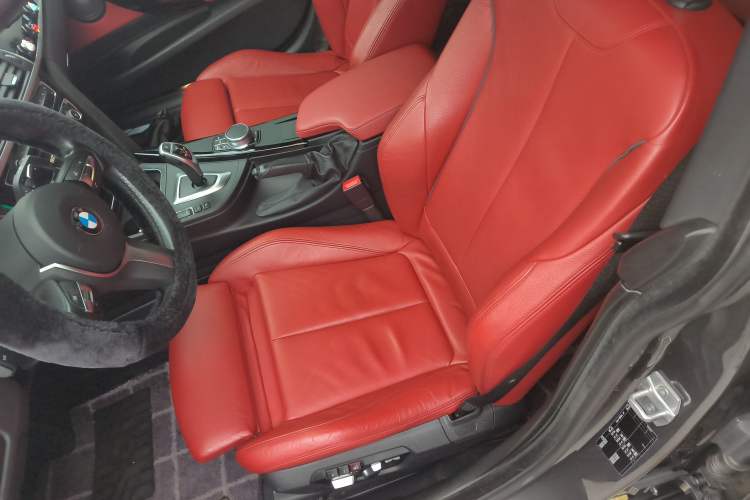 Used BMW 3 Series GT 2020 320i M Sport Night Edition Left Front Seat