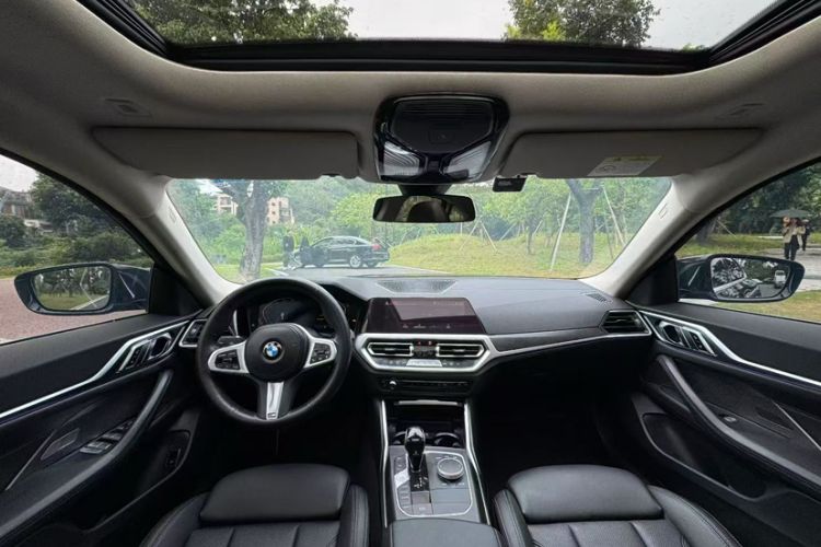 Used BMW 4 Series 2022 425i Gran Coupe M Sport Package Interior 3