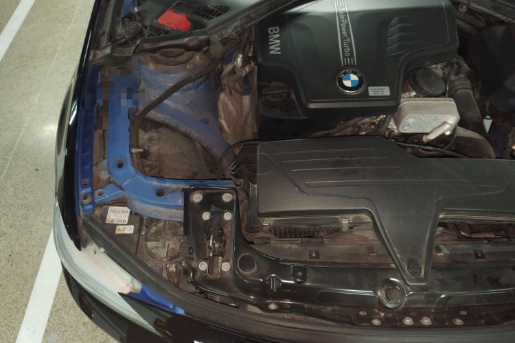 Used BMW 4 Series 2014 420i Design Package Model Engine Bay Right