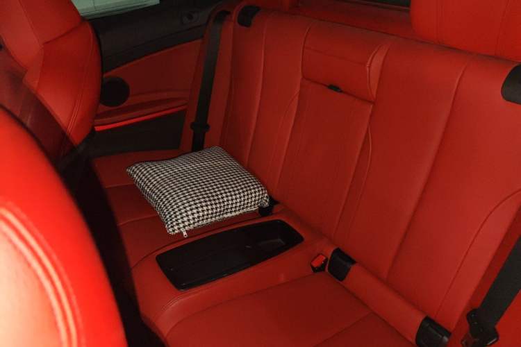 Used BMW 4 Series 2014 428i Convertible Sport Design Package Left Rear Seat