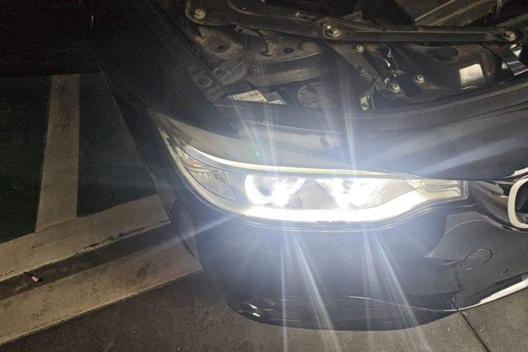 Used BMW 4 Series 2014 428i Convertible Sport Design Package Right Front Headlight