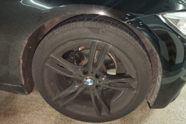 Used BMW 4 Series 2014 420i Design Package Model Right Front Wheel Hub