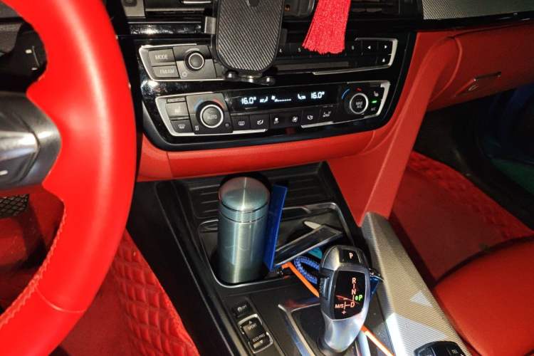 Used BMW 4 Series 2014 420i Convertible Luxury Design Package Audio And AC Panel