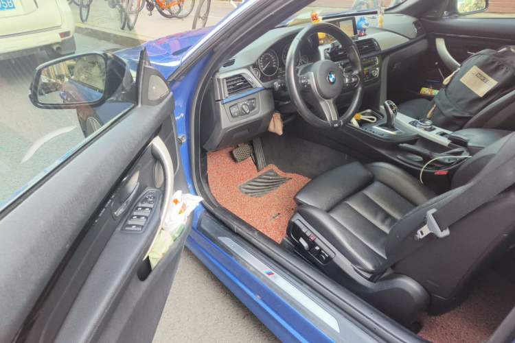 Used BMW 4 Series 2014 435i Convertible Sport Design Package Driver Seat
