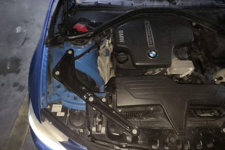 Used BMW 4 Series 2014 428i xDrive Convertible Design Package Edition Engine Bay Right