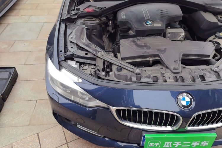 Used BMW 4 Series 2014 428i Convertible Design Package Engine Bay Right