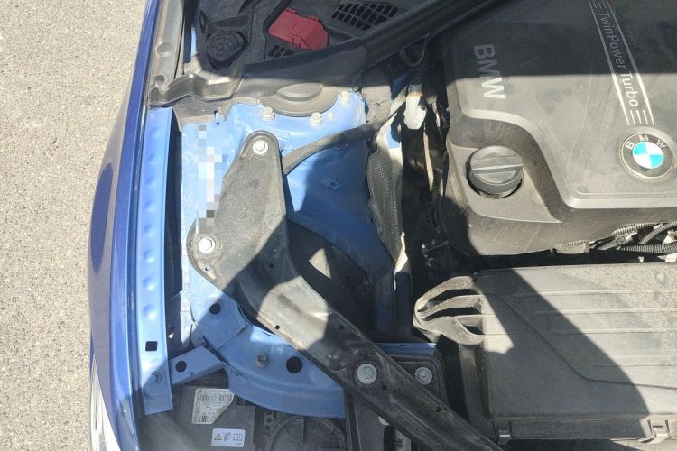 Used BMW 4 Series 2014 420i Convertible Sports Design Package Engine Bay Right