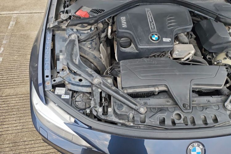 Used BMW 4 Series 2014 420i Convertible Fashion Model Engine Bay Right