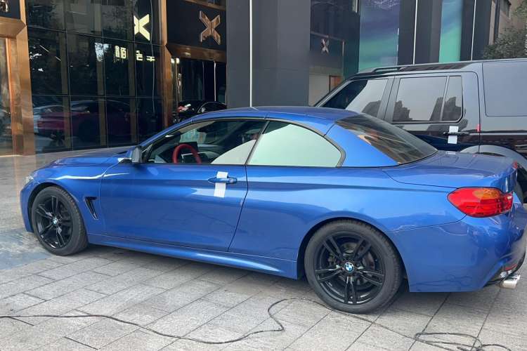 Used BMW 4 Series 2014 420i Convertible Luxury Design Package Exterior 4