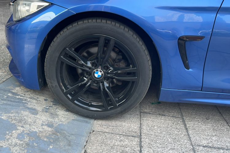 Used BMW 4 Series 2014 420i Convertible Luxury Design Package Exterior 5