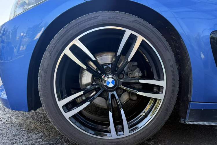 Used BMW 4 Series 2014 420i Design Package Model Exterior 5