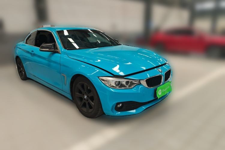 Used BMW 4 Series 2014 420i Convertible Fashion Model Front Right 45 Deg