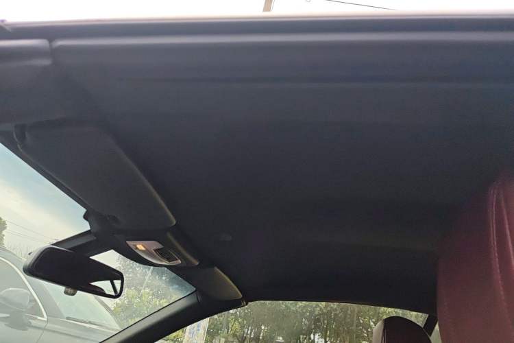 Used BMW 4 Series 2014 420i Convertible Fashion Model Headliner