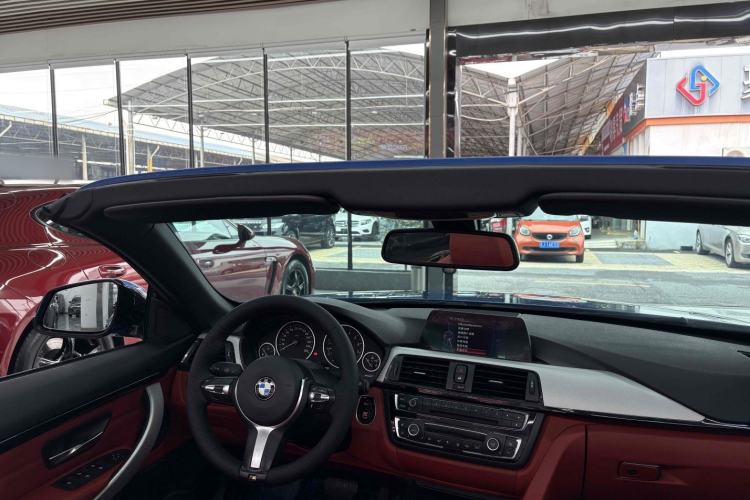 Used BMW 4 Series 2014 420i Convertible Design Line Package Interior 4