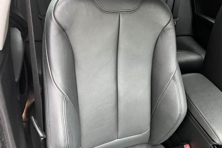 Used BMW 4 Series 2014 428i Gran Coupe Design Package Edition Interior 9