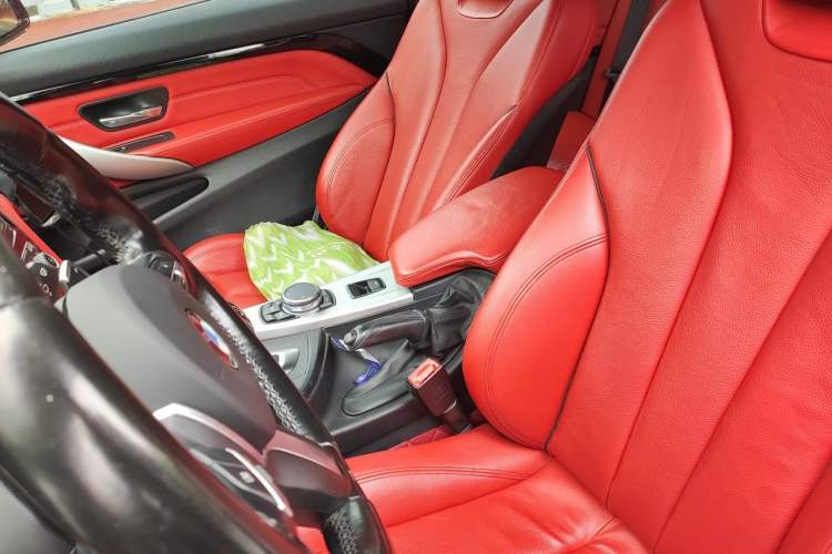 Used BMW 4 Series 2014 428i Convertible Design Package Left Front Seat
