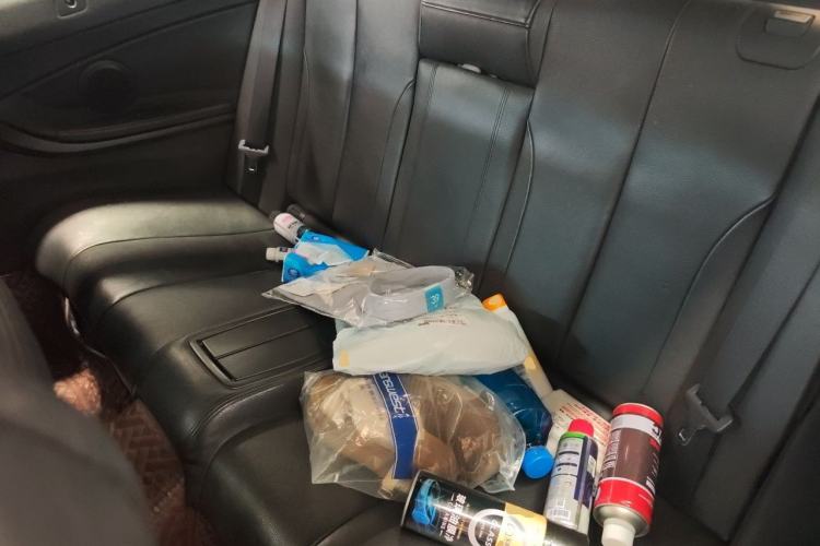 Used BMW 4 Series 2014 420i Convertible Fashion Model Left Rear Seat