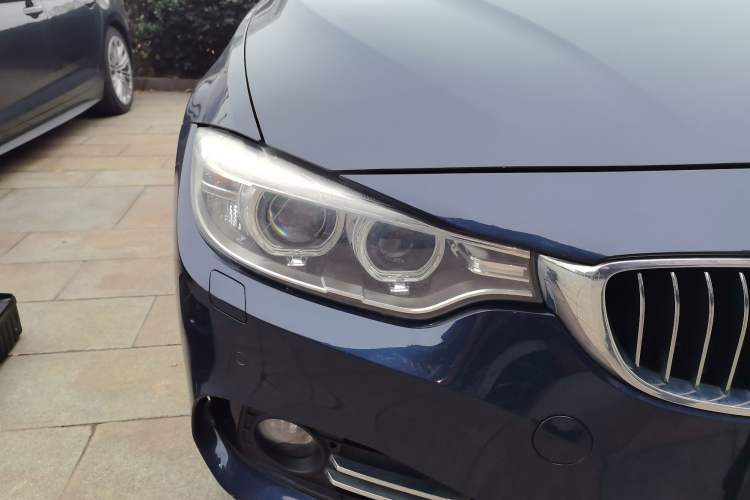 Used BMW 4 Series 2014 428i Convertible Design Package Right Front Headlight