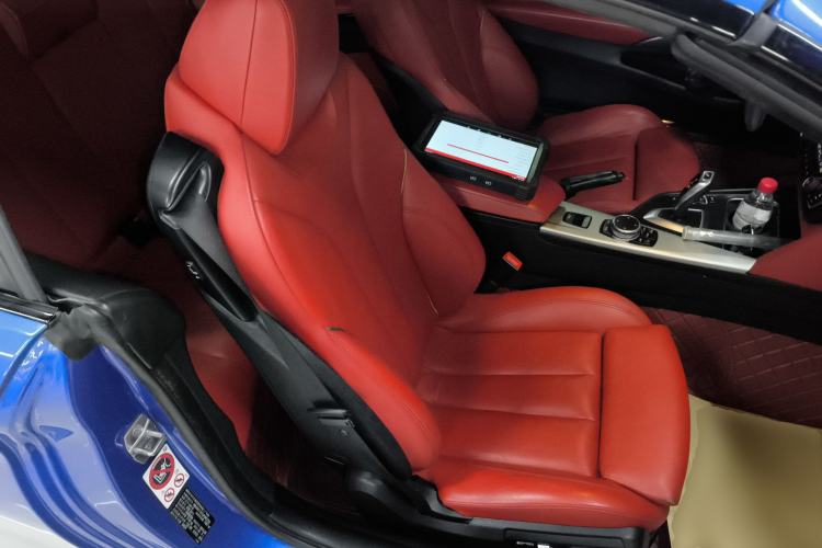 Used BMW 4 Series 2014 420i Convertible Design Line Package Right Front Seat