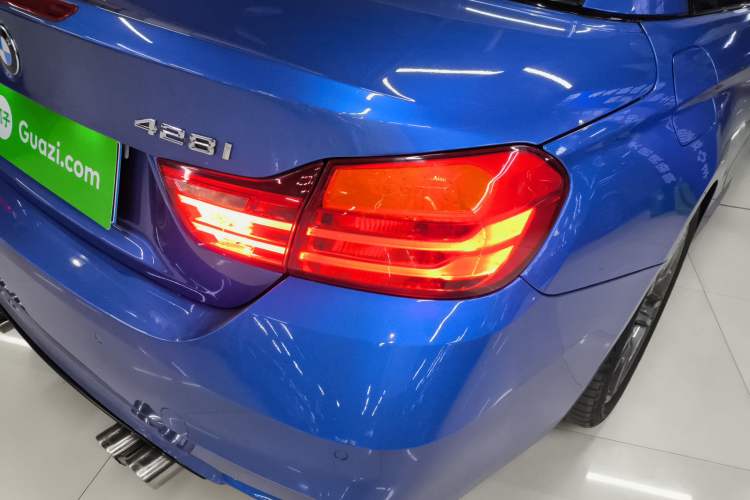 Used BMW 4 Series 2014 420i Convertible Design Line Package Right Rear Taillight