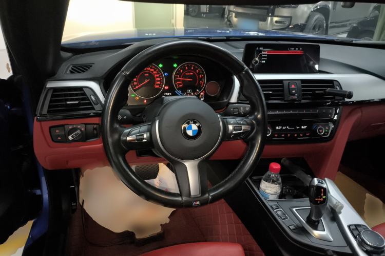 Used BMW 4 Series 2014 420i Convertible Design Line Package Steering Wheel