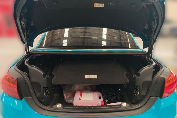 Used BMW 4 Series 2014 420i Convertible Fashion Model Trunk