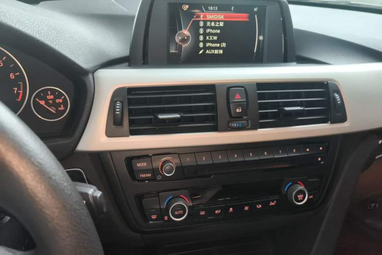 Used BMW 4 Series 2014 420i Gran Coupe Fashion Model Audio And AC Panel