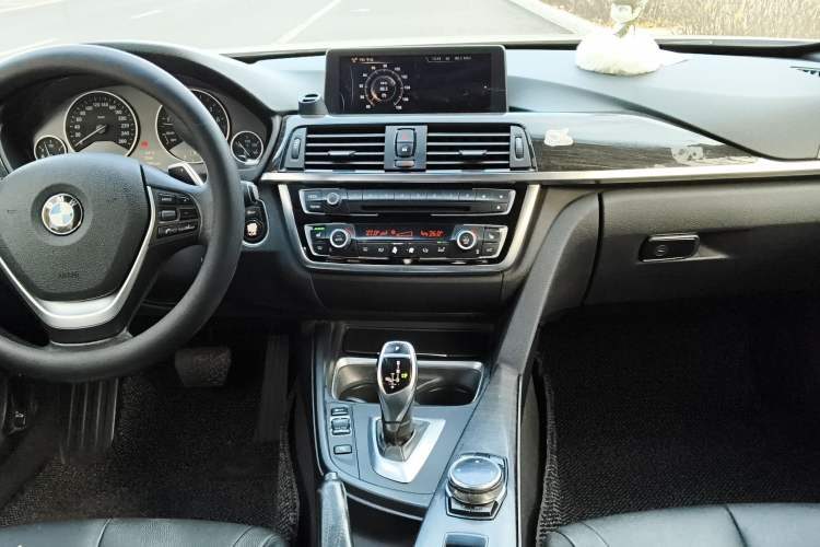Used BMW 4 Series 2014 428i Convertible Luxury Design Package Audio And AC Panel
