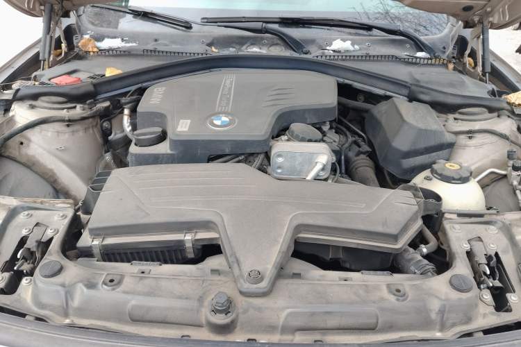 Used BMW 4 Series 2014 428i Luxury Design Package Engine Bay