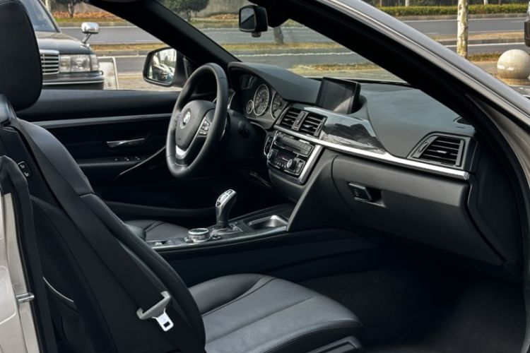 Used BMW 4 Series 2014 428i Convertible Luxury Design Package Exterior 14