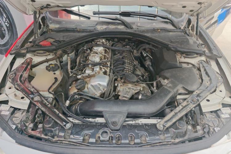Used BMW 4 Series 2014 435i Convertible Luxury Design Package Engine Bay