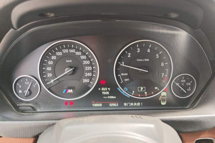 Used BMW 4 Series 2014 435i Convertible Luxury Design Package Instrument Cluster