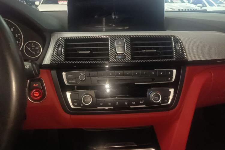 Used BMW 4 Series 2014 420i Gran Coupe Fashion Model Audio And AC Panel