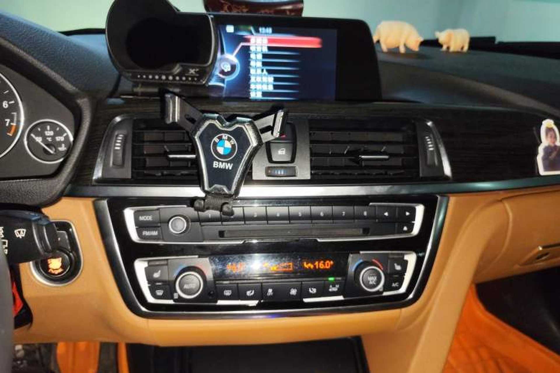 Used BMW 4 Series 2014 420i Gran Coupe Luxury Design Package Audio And AC Panel