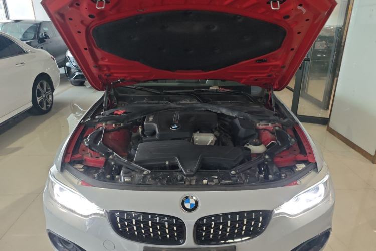 Used BMW 4 Series 2014 420i Convertible Sports Design Package Engine Bay