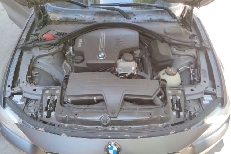 Used BMW 4 Series 2014 420i Gran Coupe Fashion Model Engine Bay
