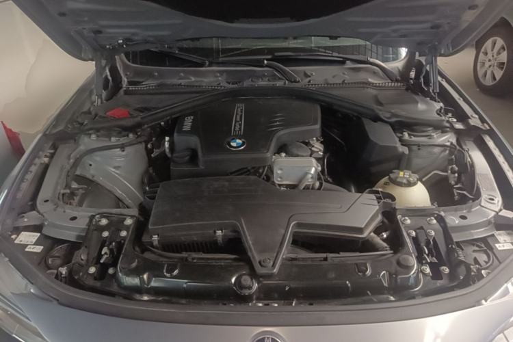 Used BMW 4 Series 2014 420i Gran Coupe Fashion Model Engine Bay