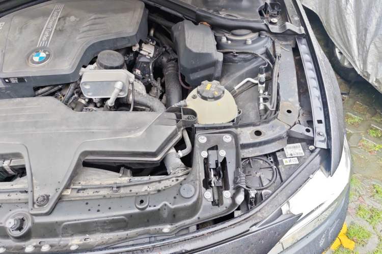 Used BMW 4 Series 2014 428i Gran Coupe Design Package Edition Engine Bay Left