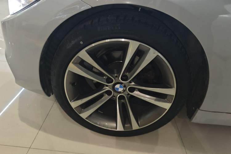 Used BMW 4 Series 2014 420i Convertible Sports Design Package Exterior 1